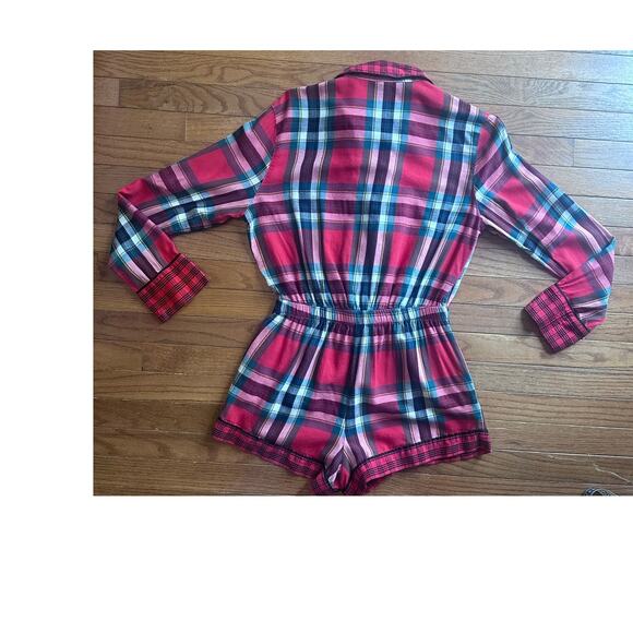 Victoria Secret Sleep Romper Plaid Red DREAM Small - Picture 3 of 10